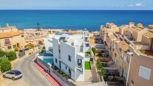 3 bedrooms Villa in Torrevieja, Spain No. 7114