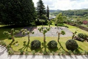 10 bedrooms House in Oviedo, Spain No. 72143