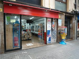 215m² Commercial property in Sants-Montjuic, Spain No. 72466