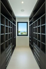 5 bedrooms Villa in Marbella, Spain No. 73068 - Image 23