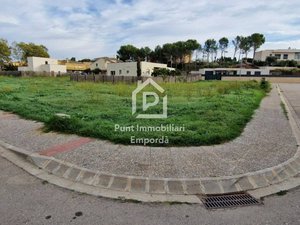 561m² Land in Garriguella, Spain No. 73536