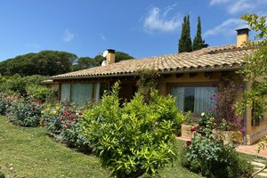 3 bedrooms Villa in Sant Andreu de Llavaneres, Spain No. 7402