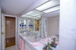 5 bedrooms Apartment in Barcelona, Spain No. 7427 - Image 11