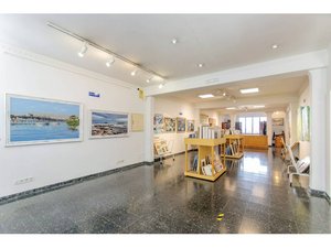 13 bedrooms Townhouse in Mahon, Spain No. 7503