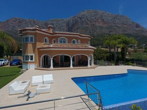 4 bedrooms Villa in Javea, Spain No. 7525