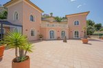 5 bedrooms Villa in Pedreguer, Spain No. 7582 - Image 2
