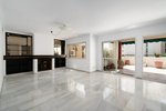 4 bedrooms Penthouse in Marbella, Spain No. 76896 - Image 10