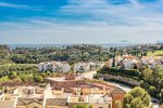 3 bedrooms Apartment in Benahavis, Spain No. 77590 - Image 14