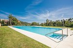 3 bedrooms Apartment in Benahavis, Spain No. 77594 - Image 11