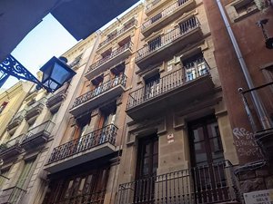 2 bedrooms Penthouse in Ciutat Vella, Spain No. 78956