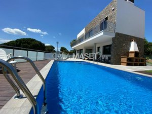 4 bedrooms House in Sant Feliu de Guixols, Spain No. 79776