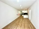 3 bedrooms Apartment in Sants-Montjuic, Spain No. 80385 - Image 2