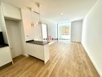 3 bedrooms Apartment in Sants-Montjuic, Spain No. 80385 - Image 4