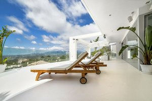 4 bedrooms Villa in Altea, Spain No. 80912