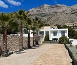3 bedrooms Villa in Altea, Spain No. 80959 - Image 2