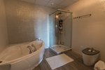 4 bedrooms House in Lloret de Mar, Spain No. 810 - Image 25