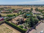 5 bedrooms Villa in Peralada, Spain No. 81065 - Image 3