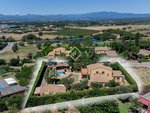 5 bedrooms Villa in Peralada, Spain No. 81065 - Image 4