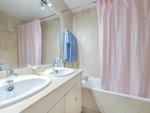 3 bedrooms Apartment in Benahavis, Spain No. 81263 - Image 11