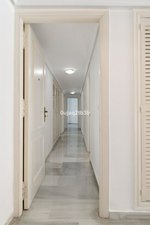 4 bedrooms Apartment in Marbella, Spain No. 81587 - Image 9