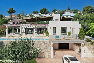 4 bedrooms Villa in Benissa, Spain No. 81629