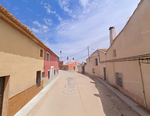 4 bedrooms House in Requena, Spain No. 81703 - house in Spain