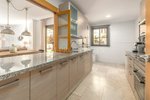 3 bedrooms Apartment in Benahavis, Spain No. 82073 - Image 6