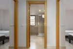 3 bedrooms Apartment in Benahavis, Spain No. 82073 - Image 11