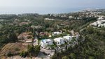 6 bedrooms Villa in Marbella, Spain No. 821 - Image 2