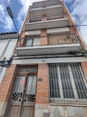 813m² Building in Canet de Mar, Spain No. 82248