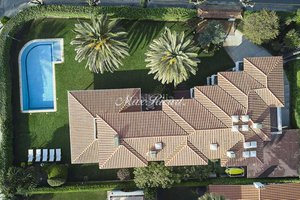 6 bedrooms Villa in Sitges, Spain No. 82306