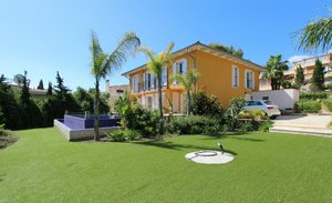 4 bedrooms Villa in Mallorca, Spain No. 82370