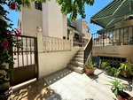 4 bedrooms House in Guardamar del Segura, Spain No. 8261 - Image 8