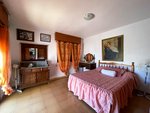 4 bedrooms House in Guardamar del Segura, Spain No. 8261 - Image 30