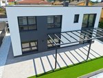 4 bedrooms House in A Coruna, Spain No. 82653 - Image 3