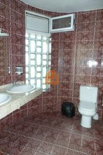 288m² Commercial property in Garrafe de Torio, Spain No. 82975 - Image 11