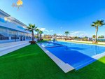 2 bedrooms House in Torrevieja, Spain No. 83325 - Image 3