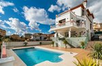 5 bedrooms Villa in Marbella, Spain No. 83841 - Image 2
