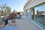 3 bedrooms Penthouse in Eixample, Spain No. 83995 - Image 2
