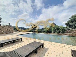 3 bedrooms Villa in Sant Agusti des Vedra, Spain No. 846