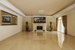 8 bedrooms Villa in Cadiz, Spain No. 84824 - Image 9