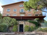 8 bedrooms House in Pedralbes, Spain No. 85981 - house in Spain