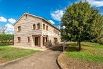 4 bedrooms House in Villaquilambre, Spain No. 86976 - Image 2