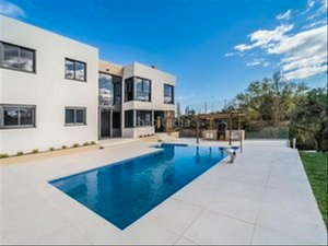 6 bedrooms Villa in San Sebastian de los Reyes, Spain No. 87121