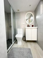 2 bedrooms Apartment in L'Hospitalet de Llobregat, Spain No. 87615 - Image 5