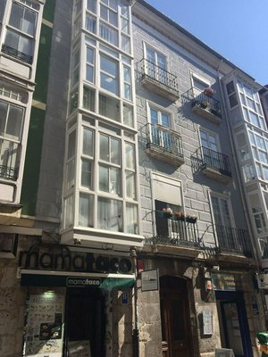 3 bedrooms Penthouse in Burgos, Spain No. 88035