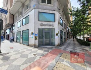 337m² Commercial property in Santander, Spain No. 88992