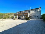 6 bedrooms House in L'Olleria, Spain No. 89882 - Image 2
