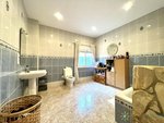 6 bedrooms House in L'Olleria, Spain No. 89889 - Image 3