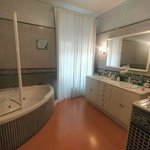 560m² Building in Zamora, Spain No. 91246 - Image 5